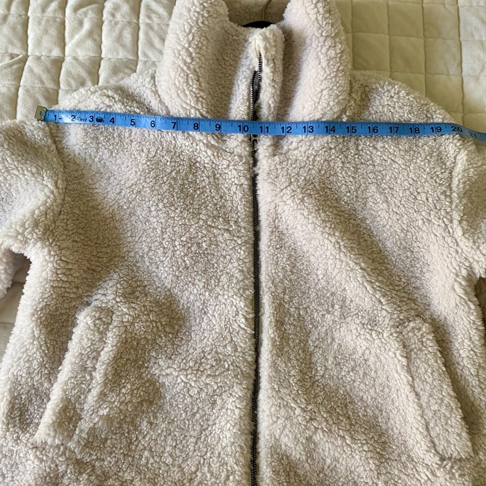 Lululemon Women's Cream and White Jacket, Small - Picture 5 of 8